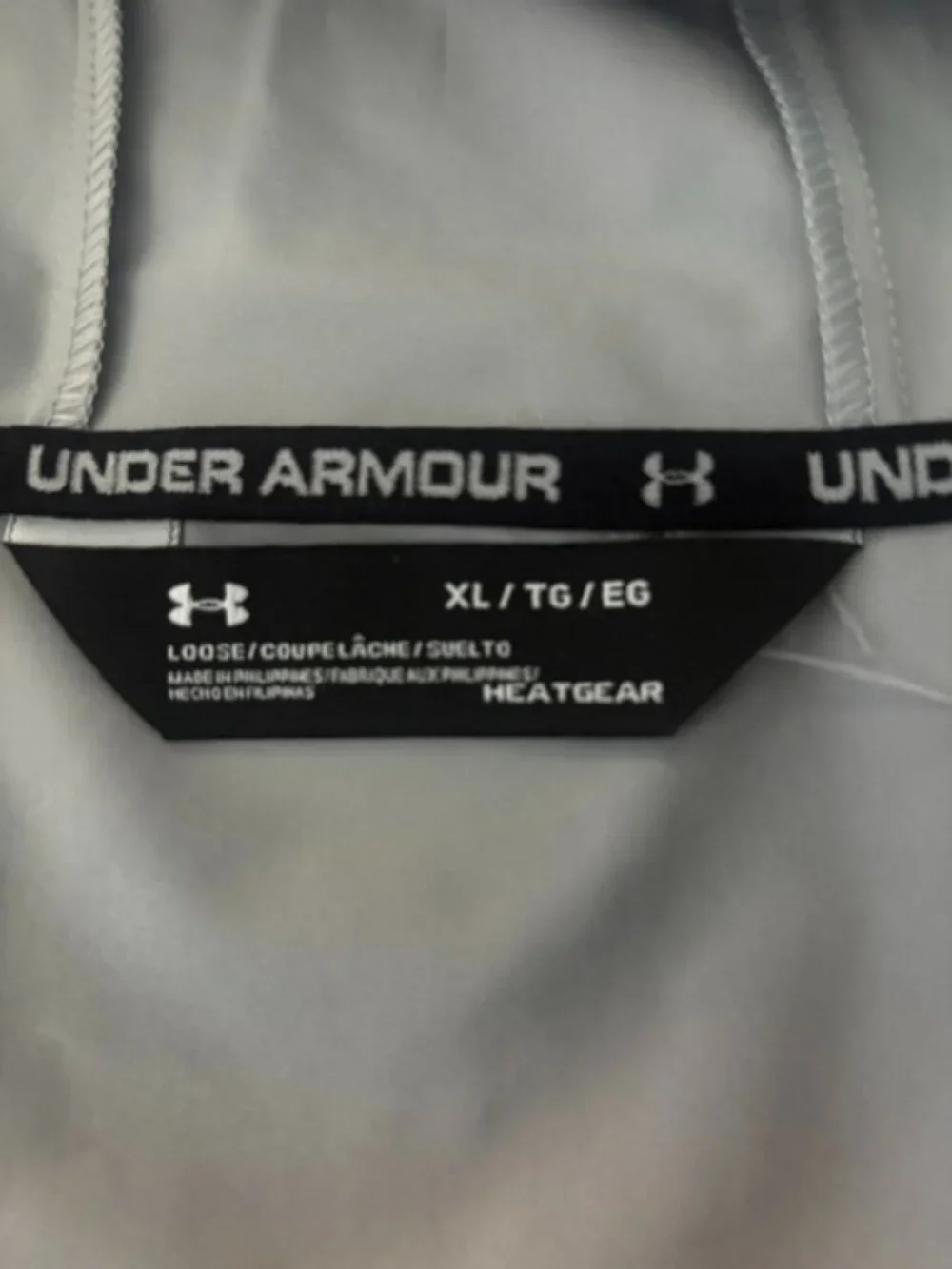 Under Armour lightweight 2 tone grey jacket (sixe XL)